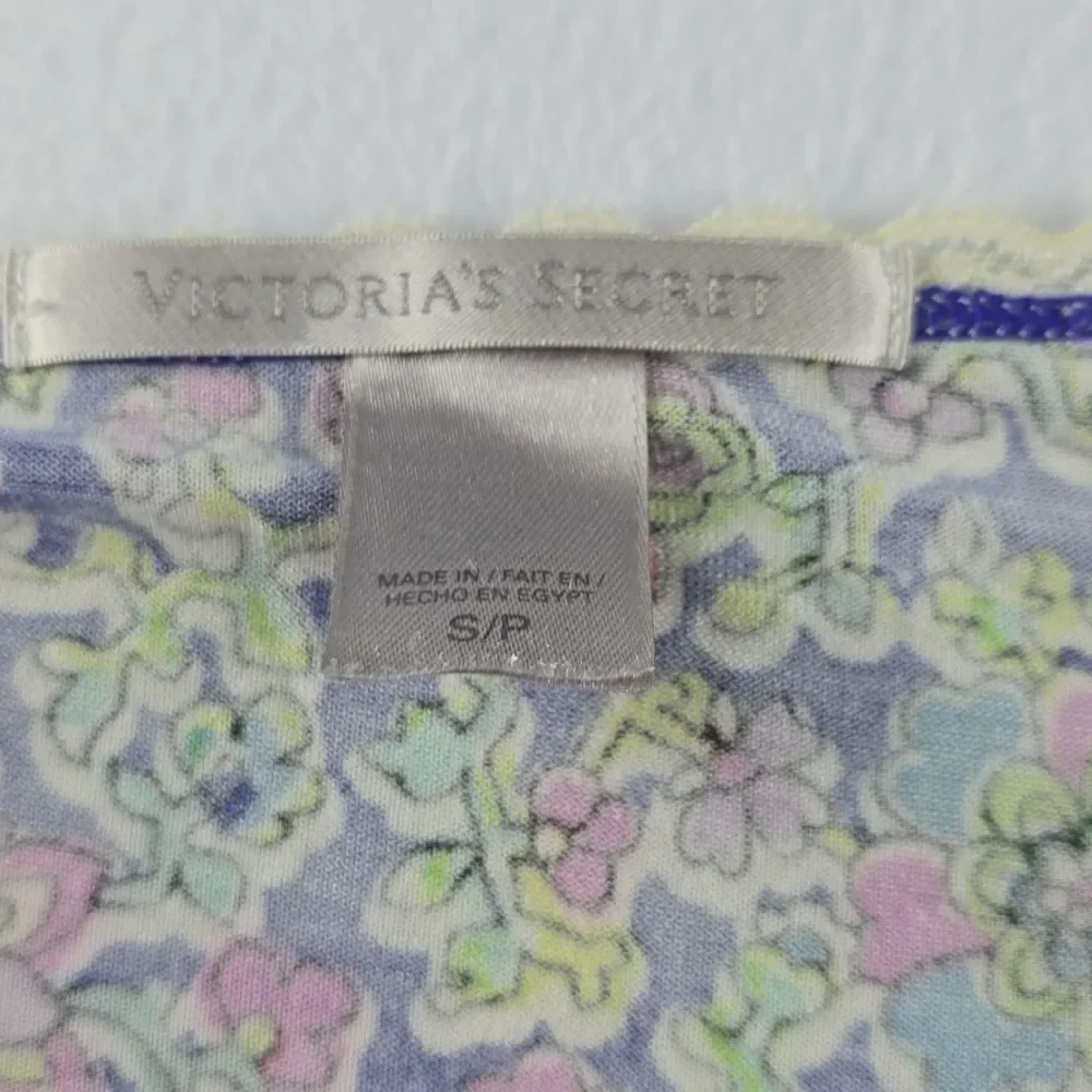 Victoria's Secret Blue Floral Lace Trim Cami Romper‎ Small